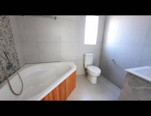 3 BEDROOM HOUSE FOR SALE IN WATERKLOOF EAST